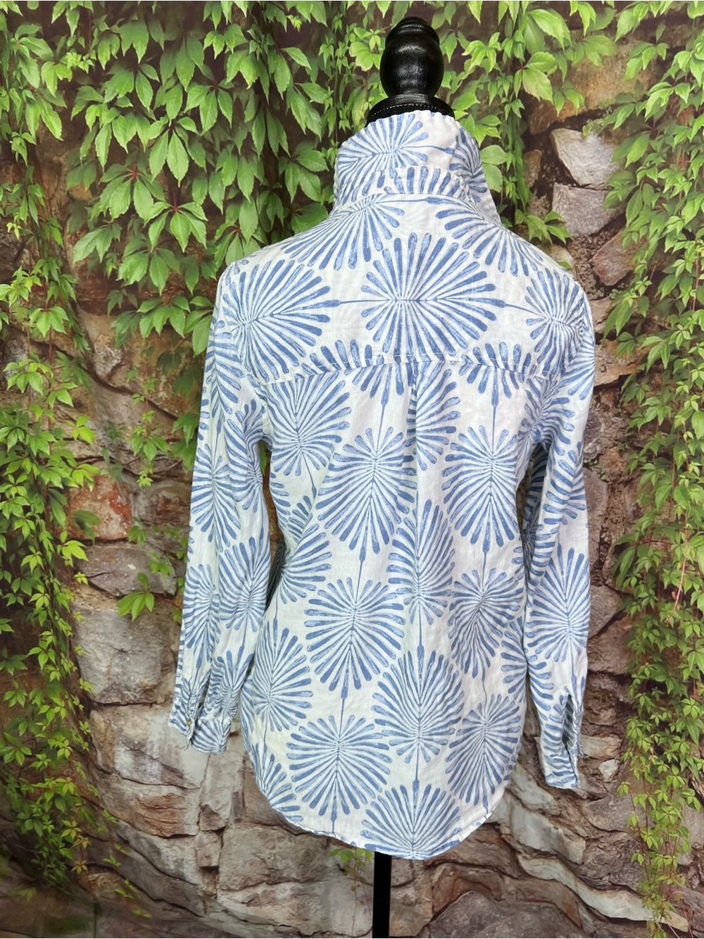 JOIE Blue and White Airy Botanical Print Linen Resortwear Coastal Blouse, S - Picture 7 of 12